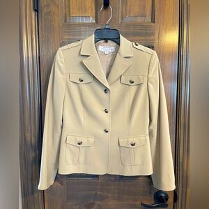 Tahari 2pc Khaki Pant Suit Like New 4P